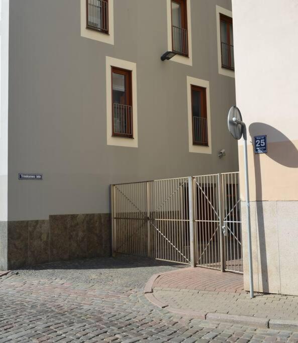 Luxury Apartment With A Balcony And View In Riga Old Town Екстериор снимка