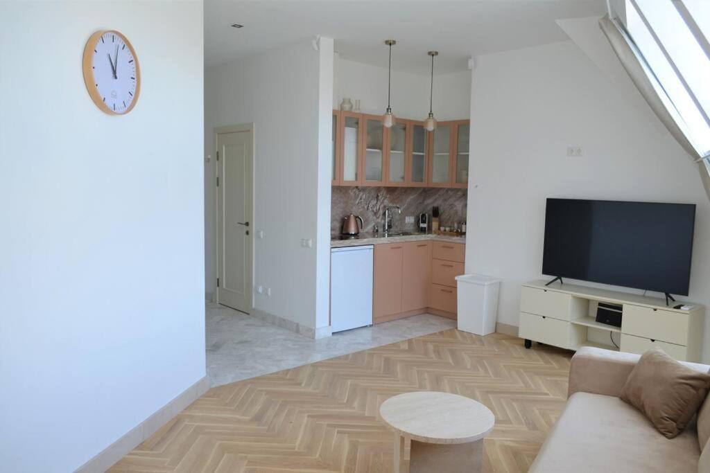 Luxury Apartment With A Balcony And View In Riga Old Town Екстериор снимка