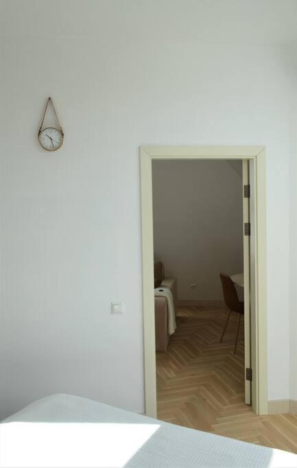 Luxury Apartment With A Balcony And View In Riga Old Town Екстериор снимка