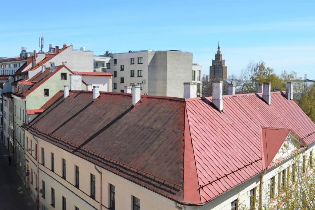 Luxury Apartment With A Balcony And View In Riga Old Town Екстериор снимка